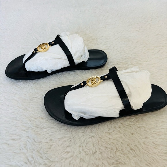 Michael Kors Black Jelly Plastic Flip Flops with Gold Emblem size 7.5 - Picture 7 of 9